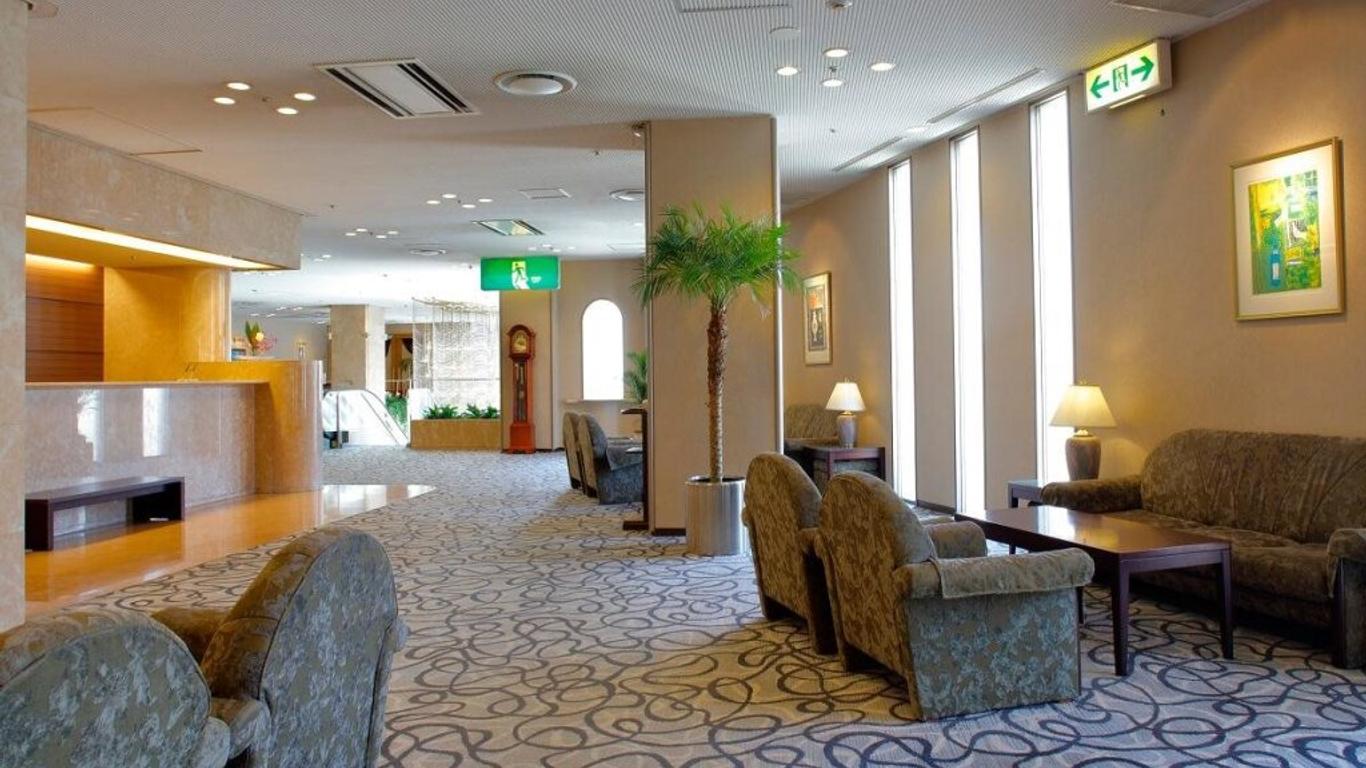 Hotel Tsu Center Palace