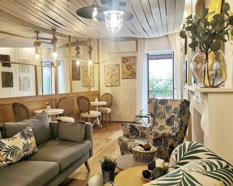 Epoca Home - Cosenza - Lounge