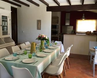Sea and hills view, 7 bedrooms, heated swimming pool, Bandol St Cyr/ Mer Sanary - La Cadière-d'Azur - Comedor