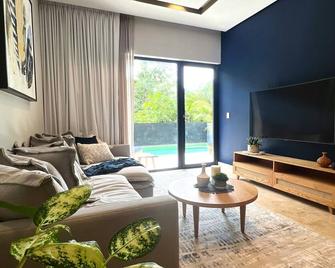 Maison Pierre Leroy - Private Pool High Speed Wifi - Tulum - Sala de estar