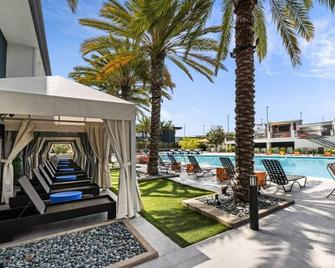 Luxurious stay near the beach - Costa Mesa
