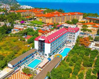 Get Enjoy Hotels - Göynük - Building