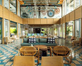 Holiday Ao Nang Beach Resort, Krabi - Krabi
