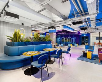 CX Naples Centrale - Naples - Lounge