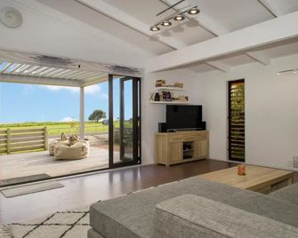 Beachside Beauty - Kuaotunu Holiday Home - Kuaotunu - غرفة معيشة