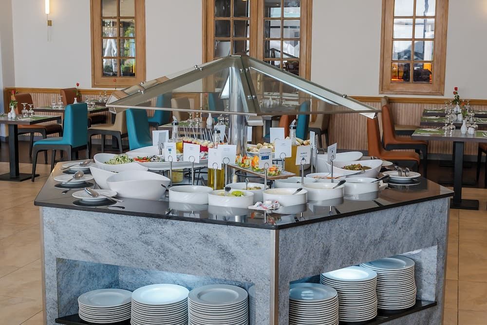 Tui Suneo Kenzi Europa