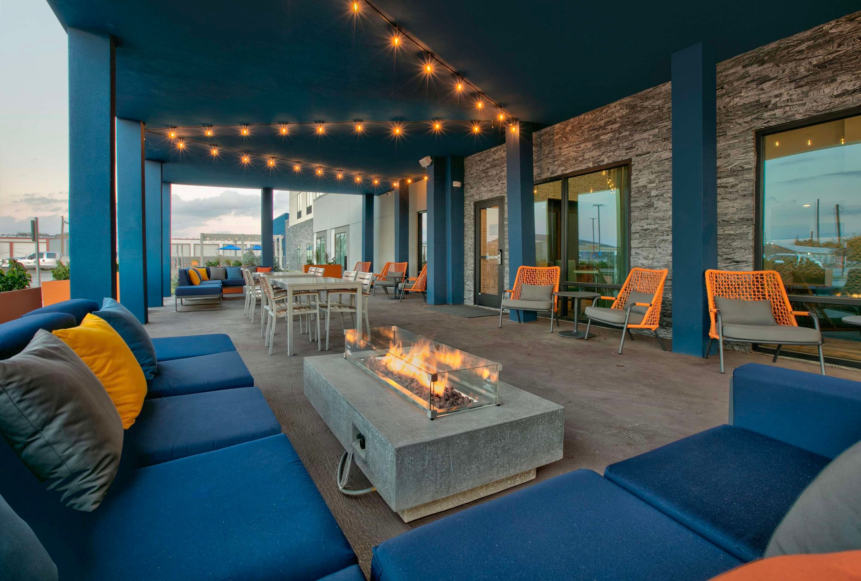 Hampton Inn & Suites by Hilton Dalhart - Dalhart - Binnenhof