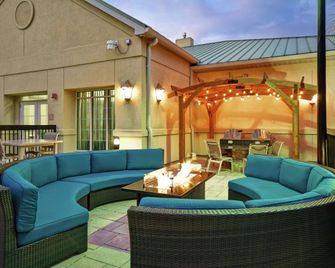 Homewood Suites by Hilton Ocala at Heath Brook - אוקאלה - פטיו