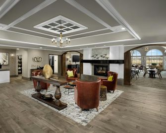 Homewood Suites by Hilton @ The Waterfront - Wichita - Lobby