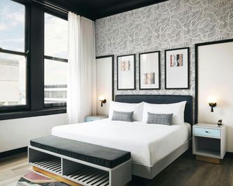 Kinley Cincinnati Downtown, a Tribute Portfolio Hotel - Cincinnati - Bedroom