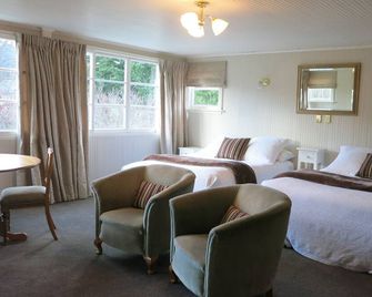 첼튼엄 하우스 - 핸머스프링스 - 침실