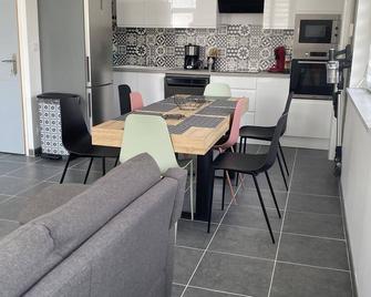 Maison Bord du lac - Saint-Evroult-Notre-Dame-du-Bois - Comedor