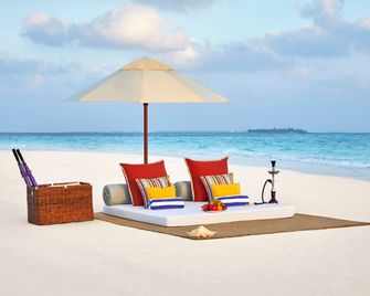 Taj Coral Reef Resort And Spa Maldives - Hembadhoo - Restaurant