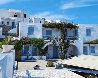 Petali Village Hotel - Apollonia