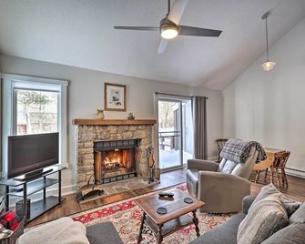 4 1 مي تو جاك فروست ليك هارموني تاون هوم! - ليك هارمونى - غرفة معيشة