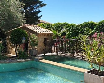 Villa Solary - Le Pontet - Pool