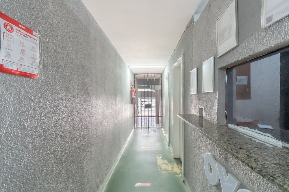 OYO Hotel Dom Pedro, São Paulo - סאו פאולו - מסדרון