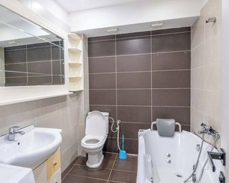 Tirent Apartment - Komuna e Parisit, Central 2 - Tirana - Bathroom