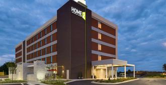 Home2 Suites by Hilton Charlotte Airport - Charlotte - Building