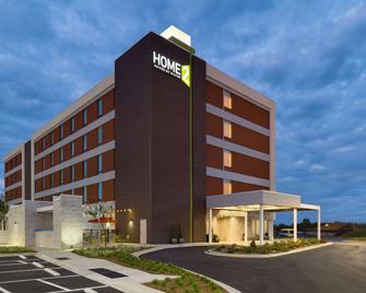 Home2 Suites by Hilton Charlotte Airport - שרלוט - בניין