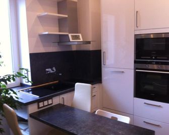 Joanna Apartment - Ma Rheinau 3 - Mannheim - Kitchen