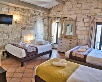 Hôtel La Muette - Arles - Bedroom
