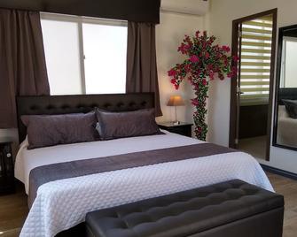 Drake Inn - Puerto Villamil - Bedroom