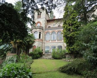 Il Parco e gli Affreschi - Varese