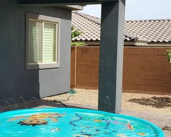 Beautiful 3-bed professionally appointed golf sport & desert recreation getaway. - Mesquite