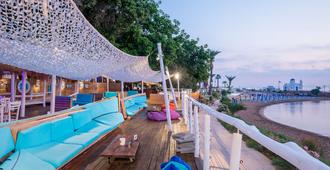The Golden Coast Beach Hotel - Protaras - Playa
