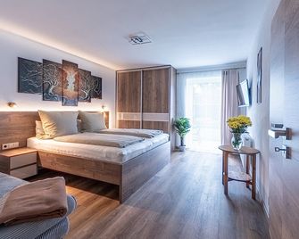 Geraeumige Wohnung für 5 Personen in Drachselsried - Drachselsried - Ložnice