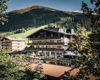 Der Gollinger - Hinterglemm - Building