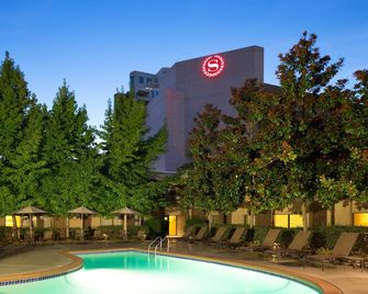 Sheraton Vancouver Airport Hotel - Richmond - Κτίριο