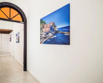 L'Opera Rooms & Suite - La Spezia - Koridor