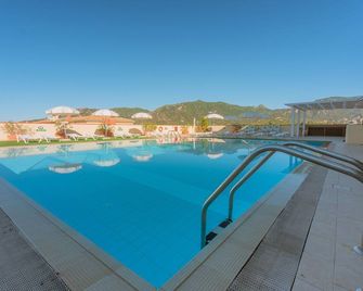 Stylish Residence Le Fontane 1 Bedroom Apartment num2505 - Villasimius - Svømmebasseng