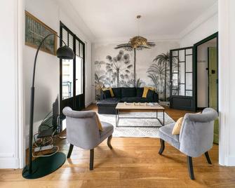 Résidence Le Paris - Appartements centre ville - Vichy - Sala de estar
