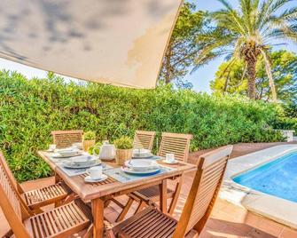 Villa Marismas Sombra - Son Bou - Piscina