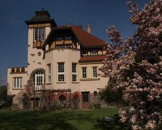 Amálie Vila 1921 secesní nostalgie - Ołomuniec - Budynek