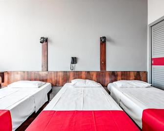Cannes Palace Hotel - Vitória - Schlafzimmer