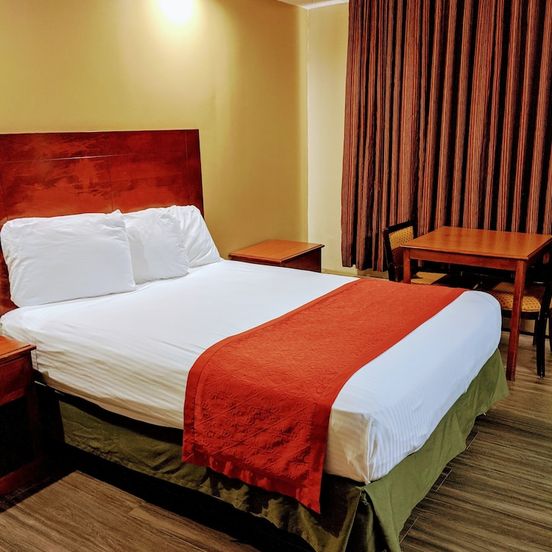 Bedroom view of Jets Motor Inn