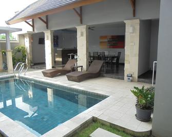 Modern 4 Bedroom 4 Bathroom villa pool - North Kuta - Basen