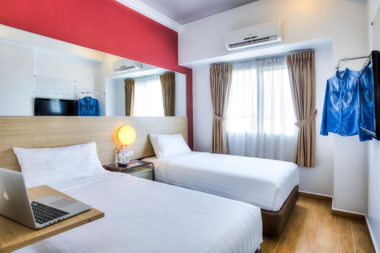 Monoloog Hotel Surabaya thumbnail 2
