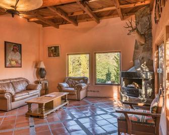 Hotel Barrancas del Cobre a Balderrama Hotel Collection - Areponapuchic - Living room