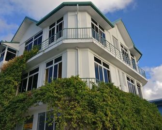Baivaru Guesthouse Services - Nilandhoo (Gaafu Alifu Atoll) - Building
