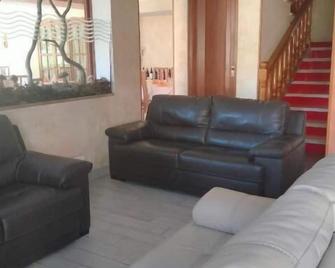 Hotel Ristorante Caligiuri - Lamezia Terme - Sala de estar