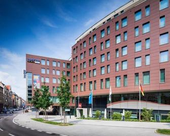 Park Inn by Radisson Stuttgart - Stuttgart - Bygning