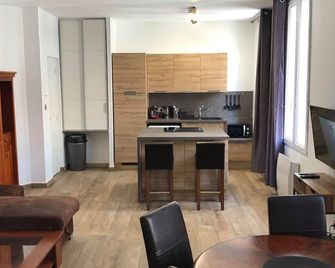 Toulon - Appartement - 6 pers - 2 ch - Toulon - Cuisine