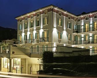 Atelier Hotel Design - גארדונה ריביירה