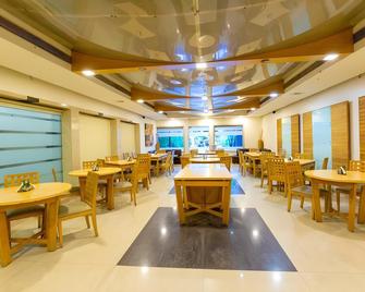 Sukh Hotel - Bombay - Restaurante