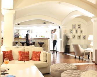 Hotel Le Ginestre - Porto Cervo